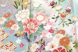 遠山四季花文の振袖　着物