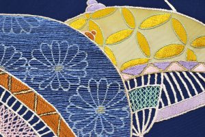 傘文の刺繍の名古屋帯