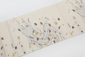 祥園製の流行花吹雪文の袋帯