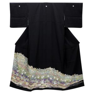 鴛鴦に鶴文の黒留袖